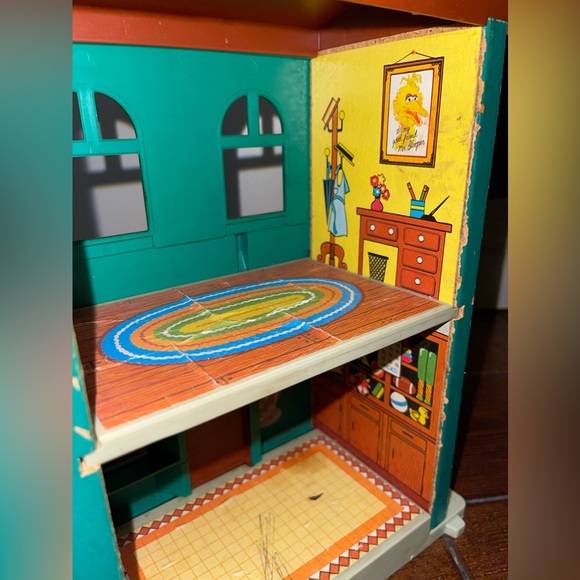 Fisher Price Sesame Street Playhouse - Picture 10 of 13